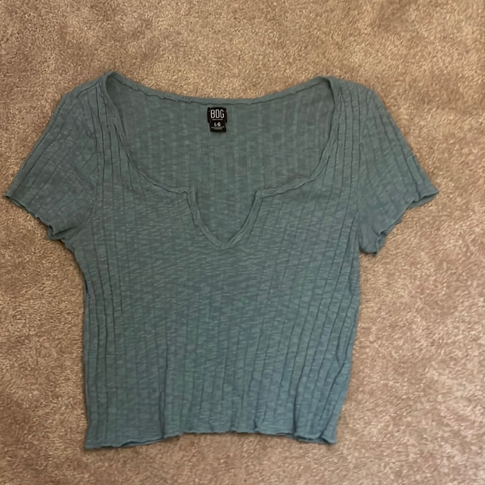 urban outfitters crop top